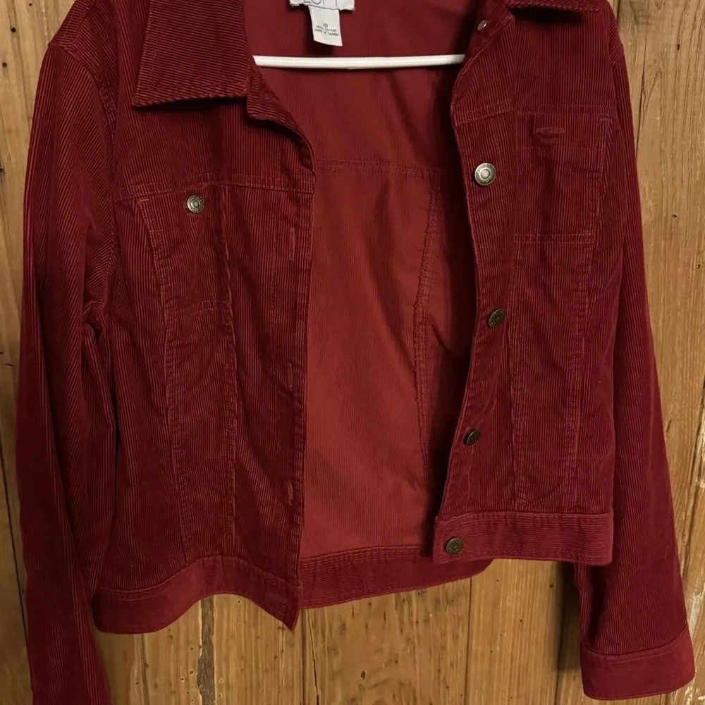 Ann Taylor Loft Rust Red woman’s size 10 corduroy jacket. - Picture 2 of 10